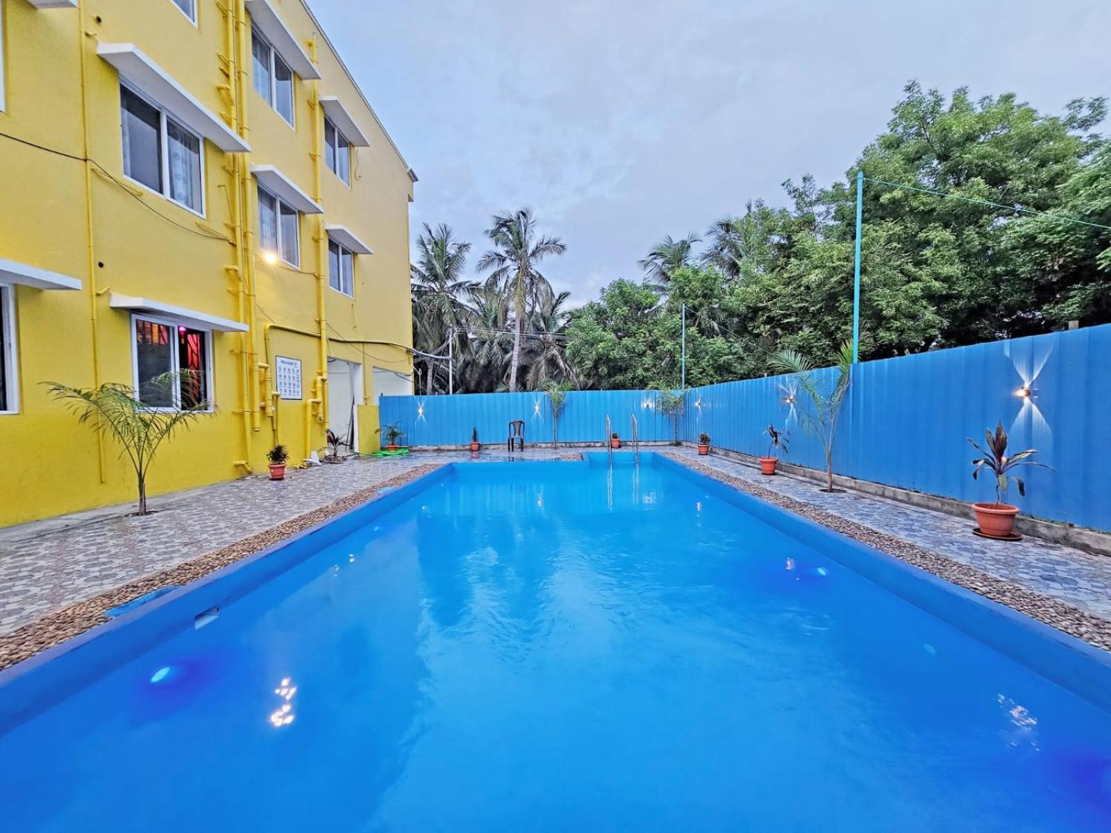 Auro Galaxy Villa Pondicherry Exterior photo